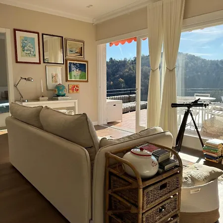 Apartamento Artsy Italian Retreat With Stunning Views! *