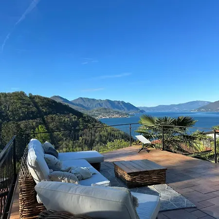 Apartamento Artsy Italian Retreat With Stunning Views! *